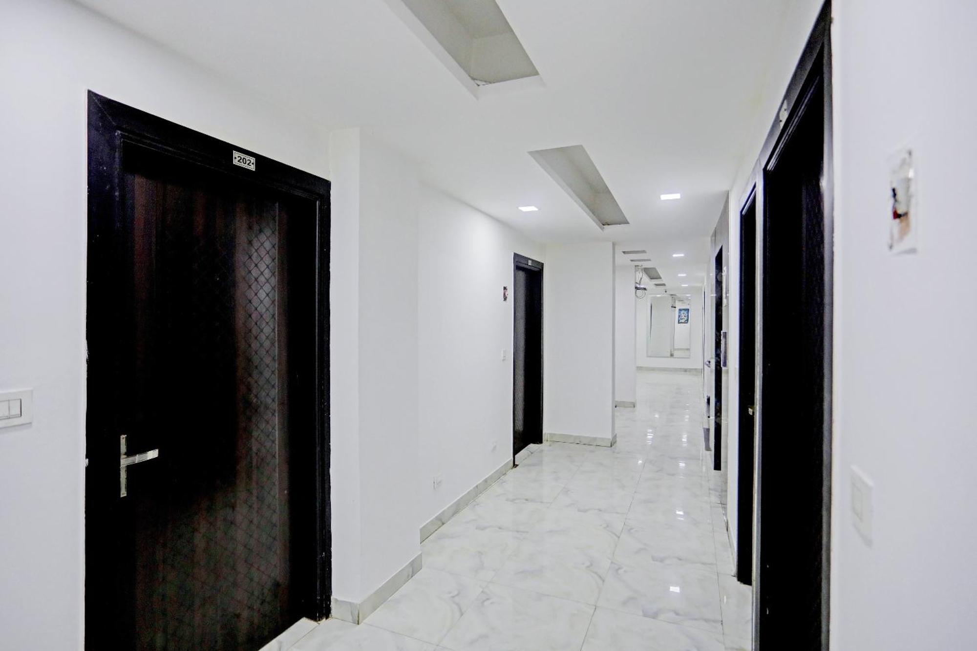 Hotel O Zion Neu-Delhi Exterior foto